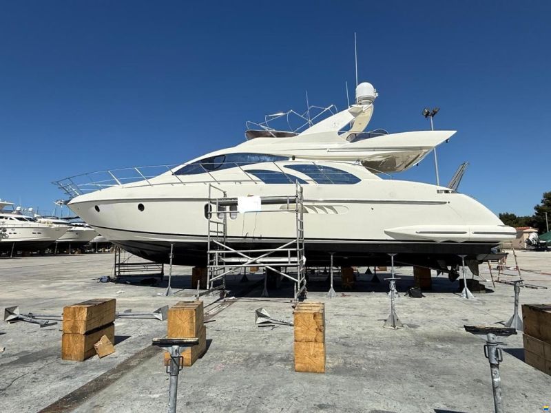 Azimut 55