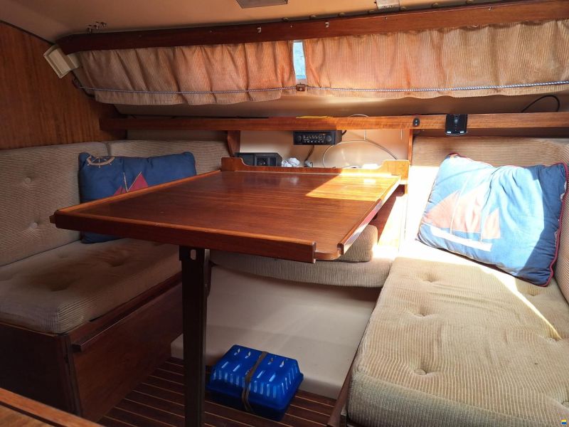 Comar Comet 700
