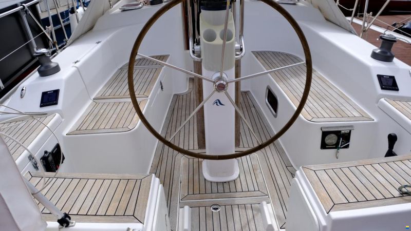 Hanse 350