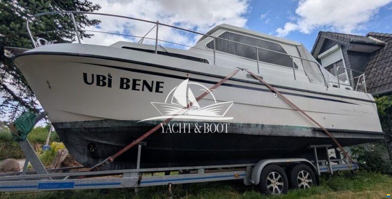 Aquilla 900 Traveller