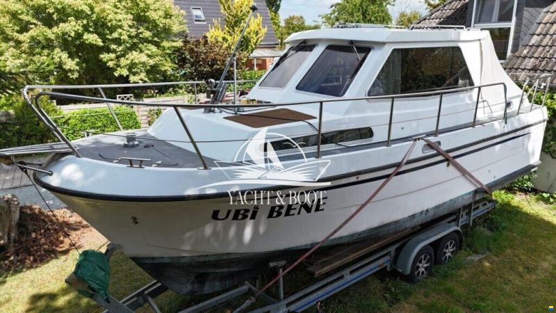Aquilla 900 Traveller