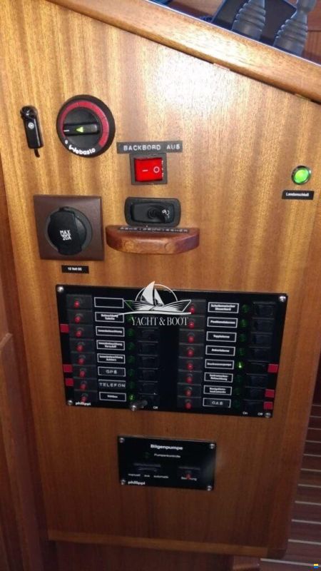 Aquilla 900 Traveller