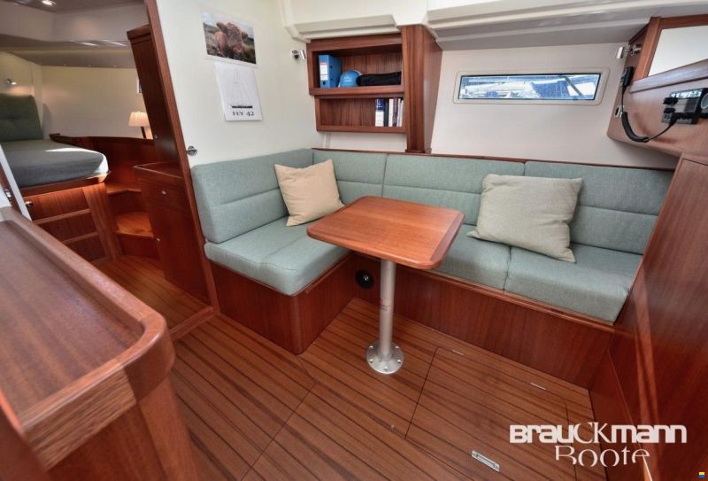 Ridas Yacht/Estland Heyman 42 Decksalon