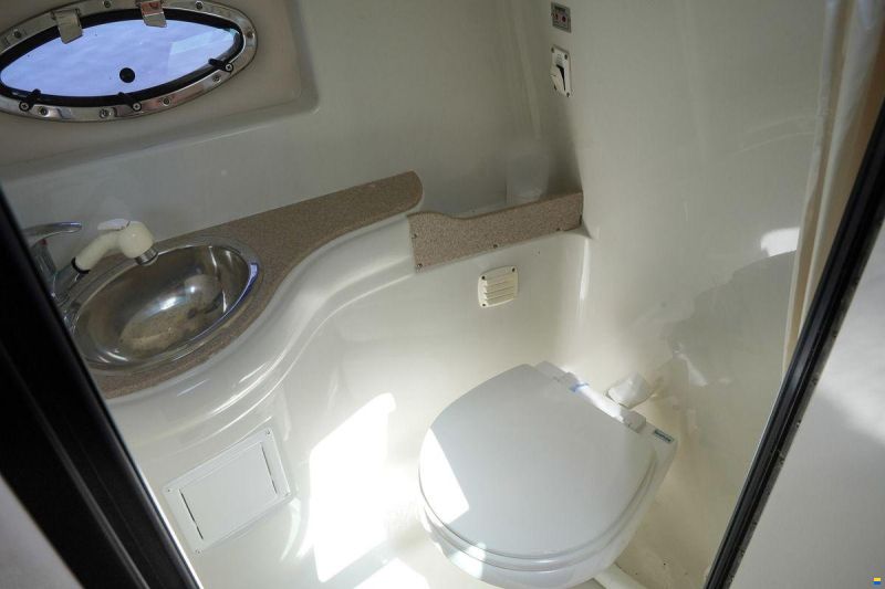 Crownline 315 SCR