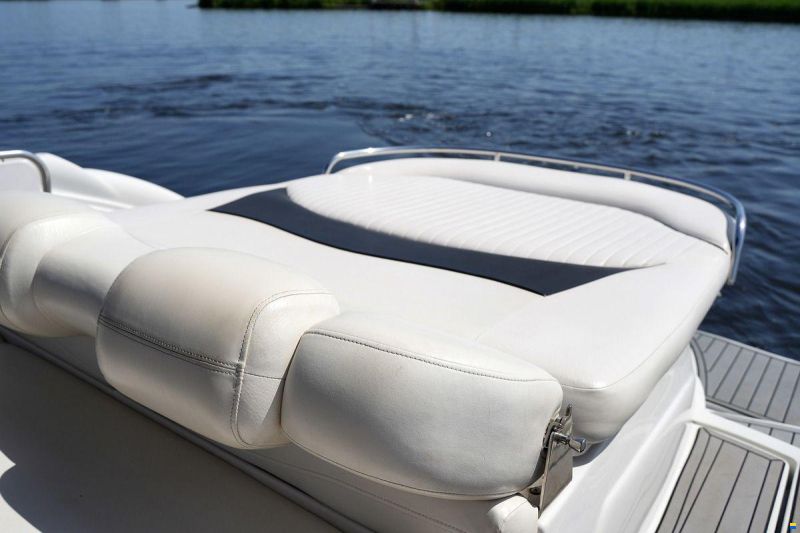 Crownline 315 SCR