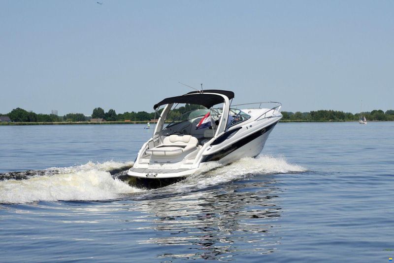 Crownline 315 SCR