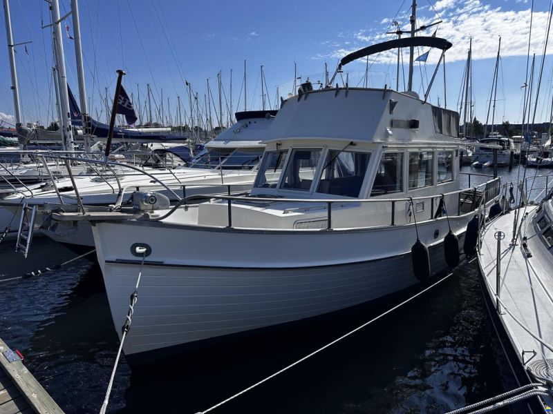 Grand Banks 32