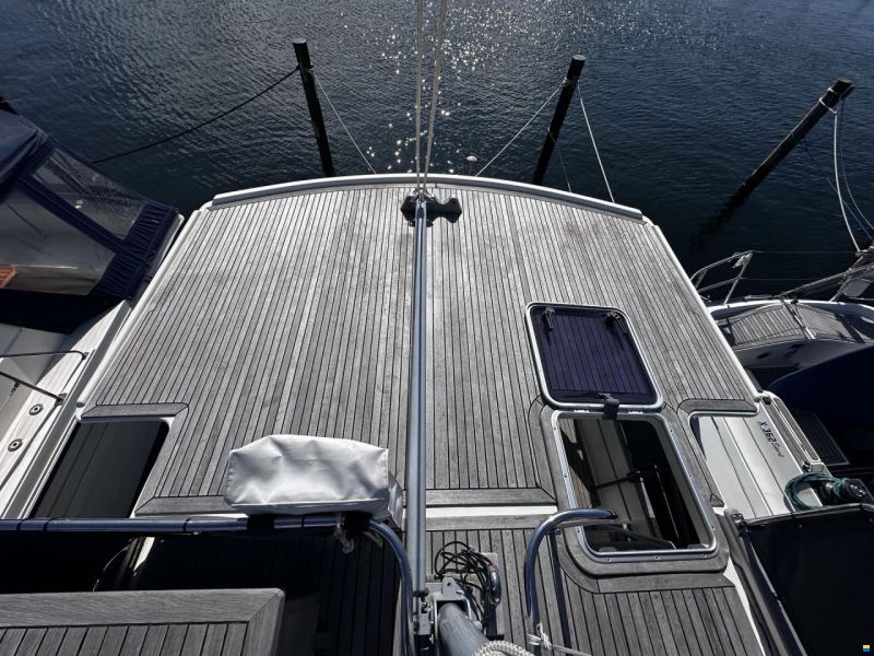 Grand Banks 32