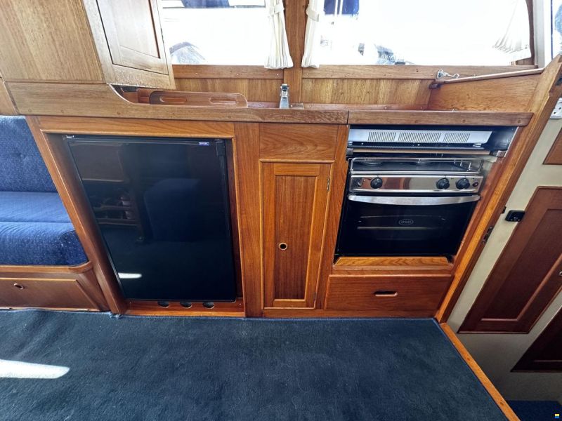 Grand Banks 32