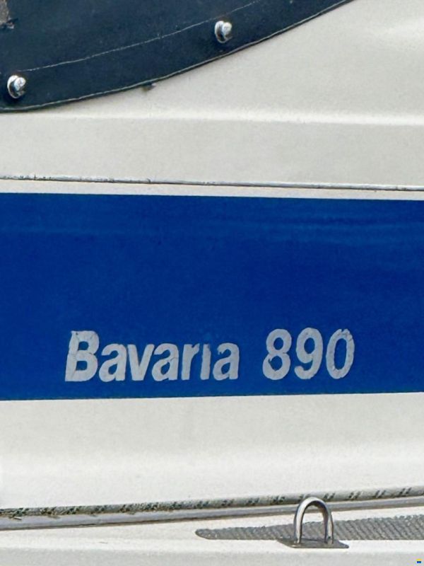Bavaria 890
