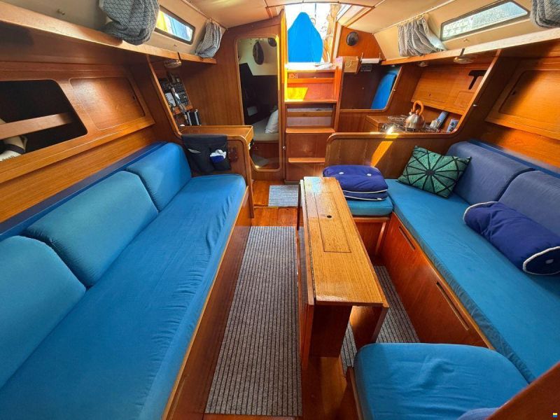 Grand Soleil 35