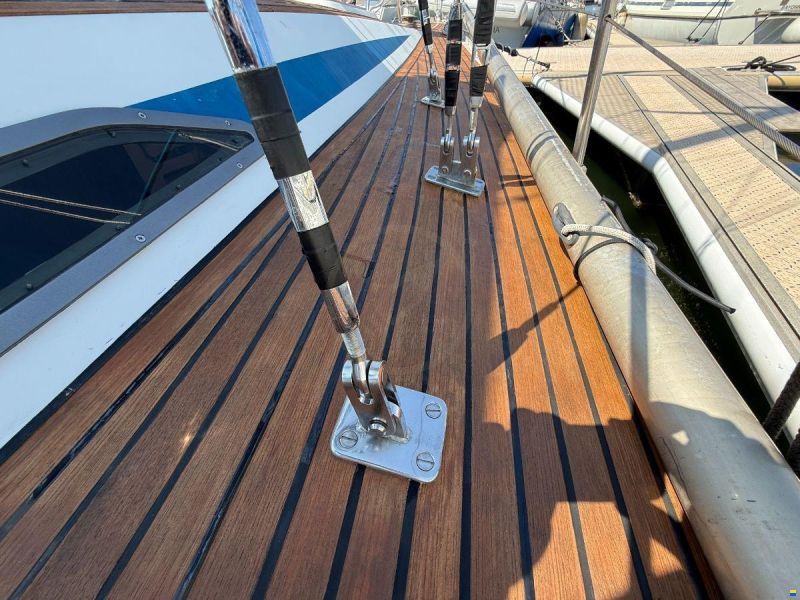 Grand Soleil 35
