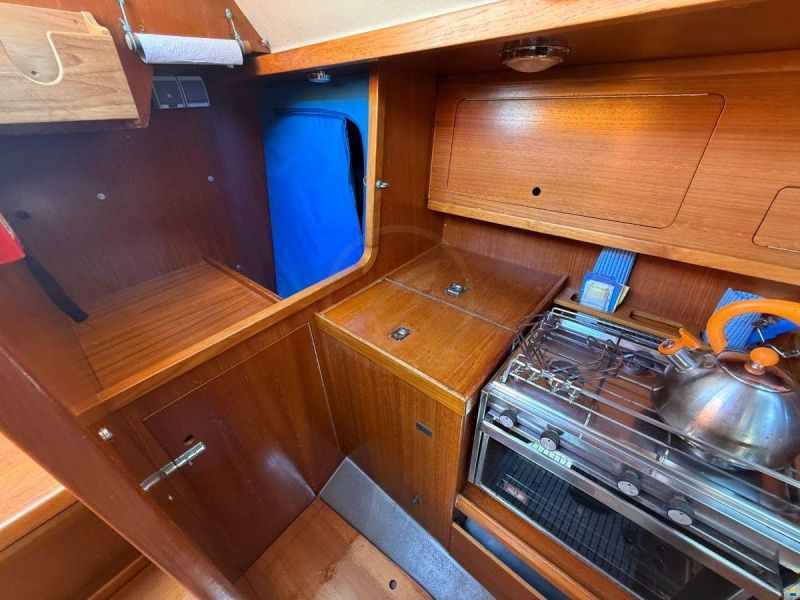 Grand Soleil 35