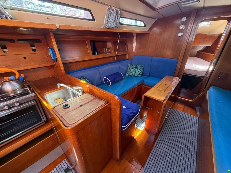 Grand Soleil 35