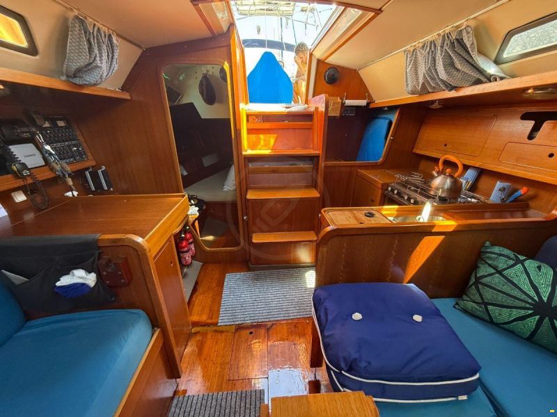 Grand Soleil 35