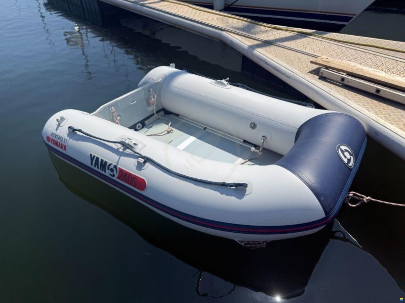 Grand Soleil 35