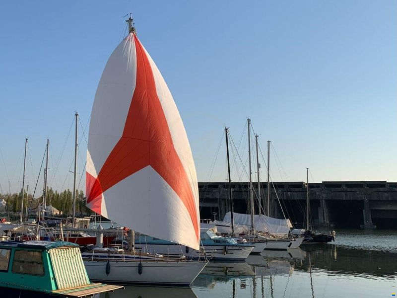 Grand Soleil 35