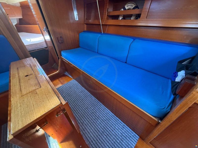 Grand Soleil 35