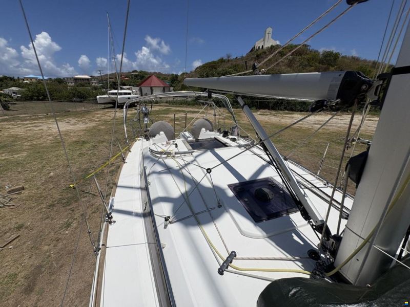 Jeanneau 349