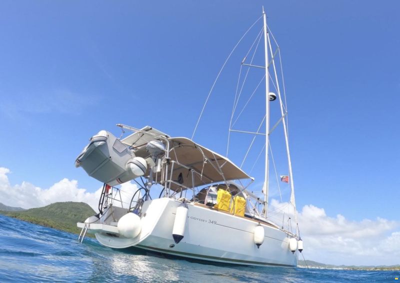 Jeanneau 349