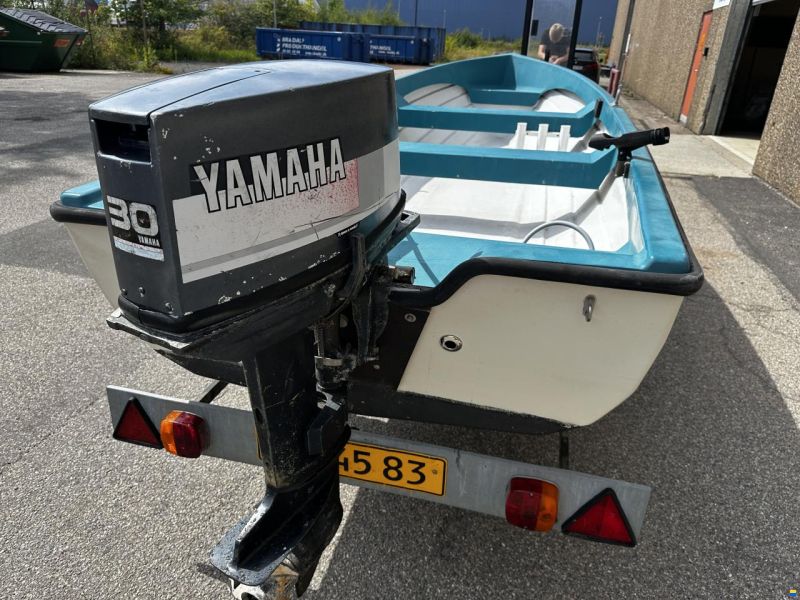 Westkapp 4200, Yamaha 30 HK 2T