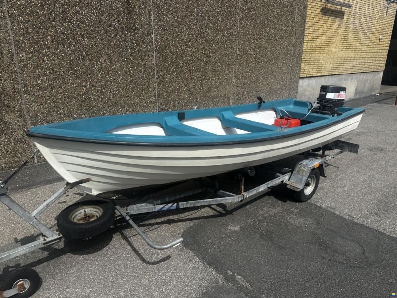 Westkapp 4200, Yamaha 30 HK 2T