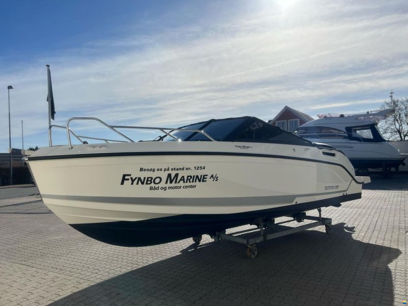 Quicksilver 675 Cruiser, Mercury F175 V6 DTS