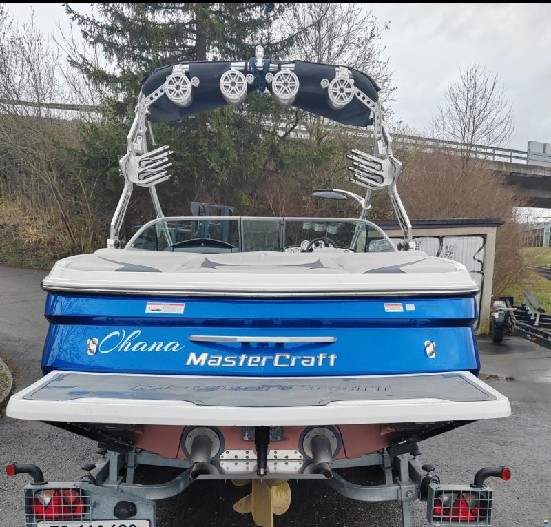 MasterCraft X2