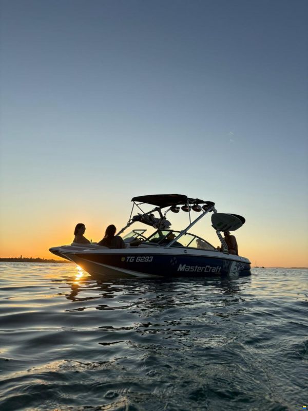 MasterCraft X2