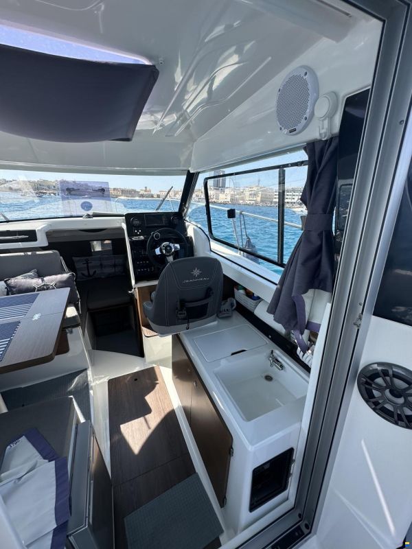 Jeanneau Merry Fisher 695