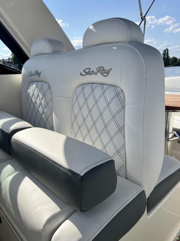 Sea Ray 265 DAE