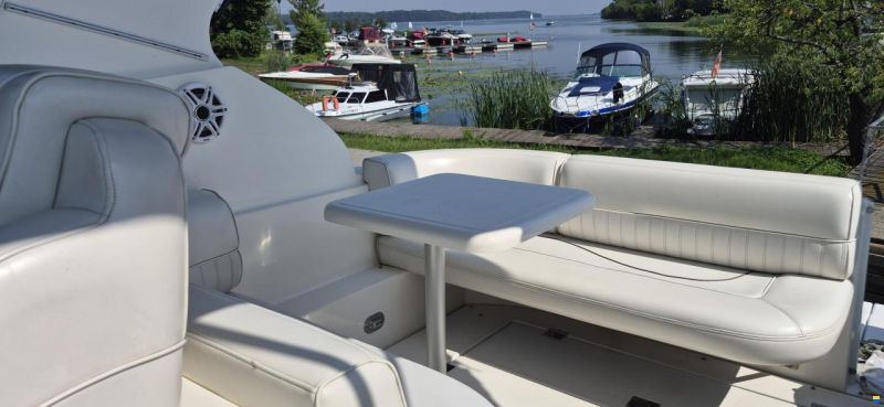 Cruisers 2870 Express