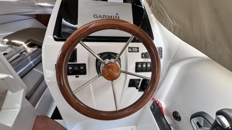 Jeanneau Merry Fisher 755 Legend