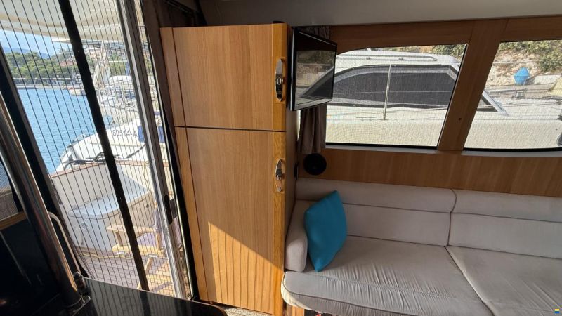 Greenline 33 Hybrid