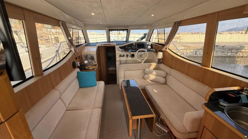 Greenline 33 Hybrid