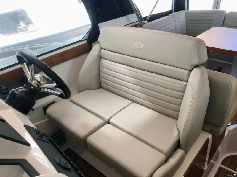 Aquador 28 HT