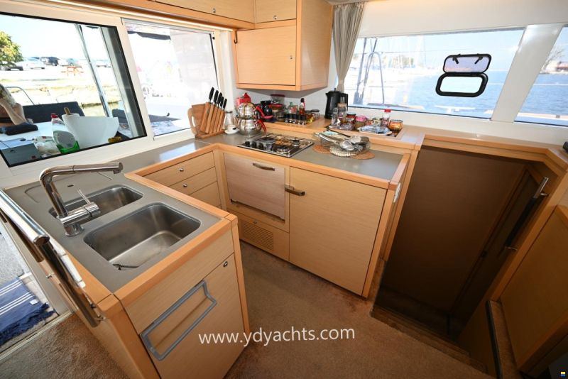 Lagoon 450 F