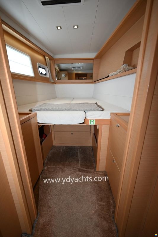 Lagoon 450 F