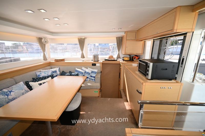 Lagoon 450 F