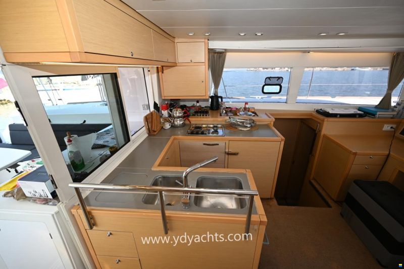 Lagoon 450 F