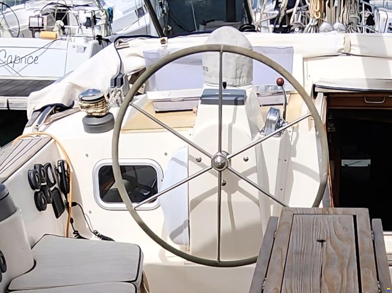 Nauticat 521