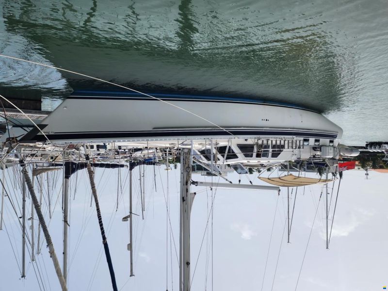 Nauticat 521