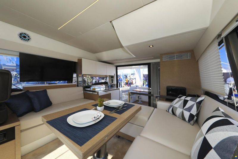 Prestige 460 Fly