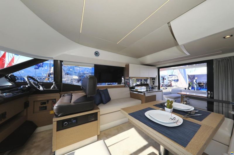 Prestige 460 Fly
