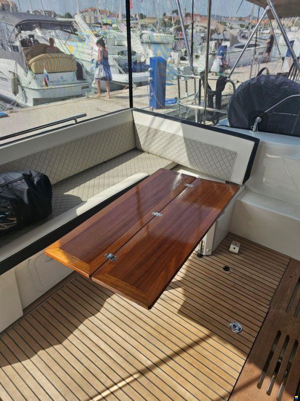 Jeanneau NC 37