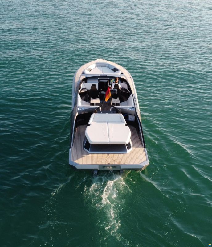 SAY Carbon Yachts SAY 32