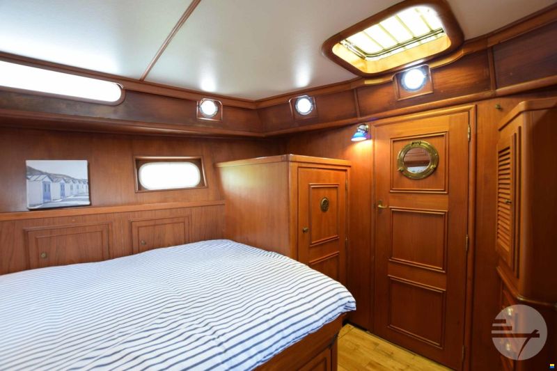 Classic Cruiser 14 23
