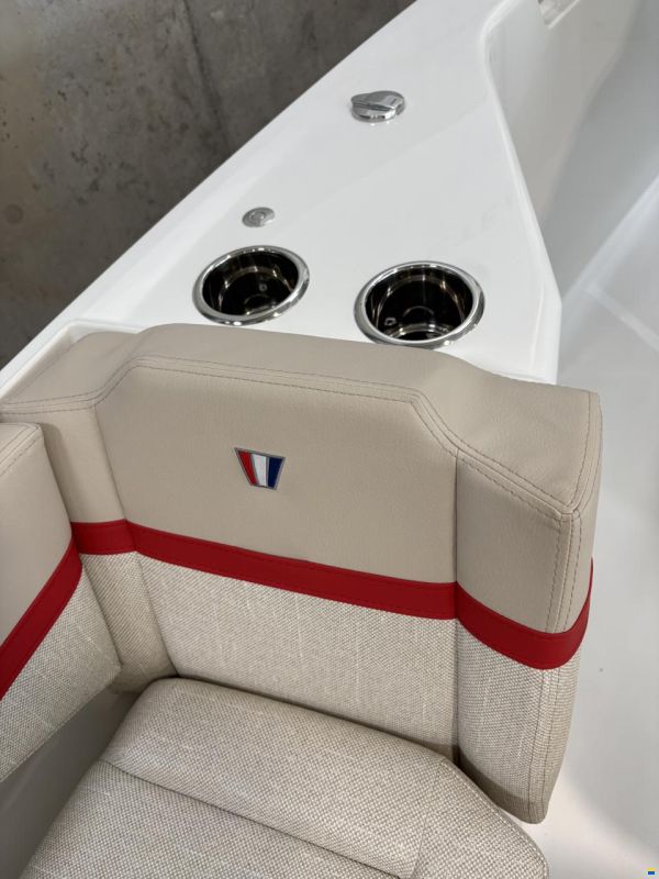 Wellcraft 28 T-Top