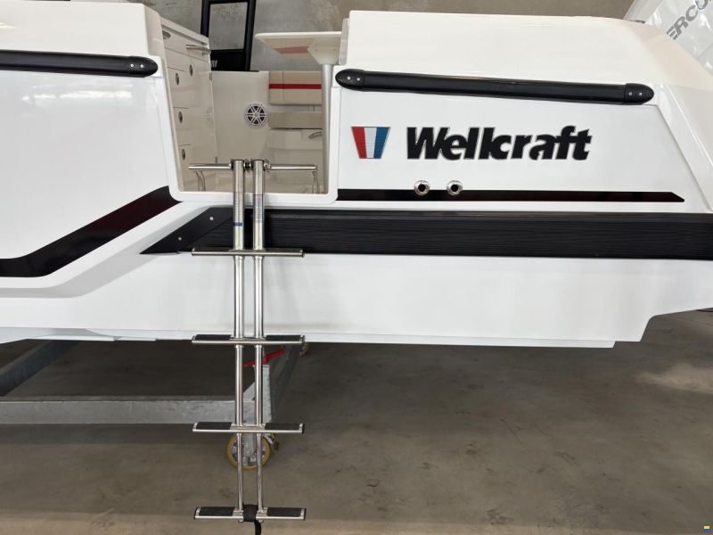 Wellcraft 28 T-Top
