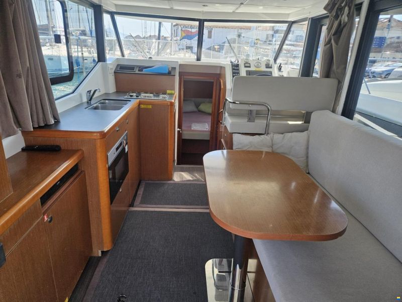 Beneteau Swift Trawler 30